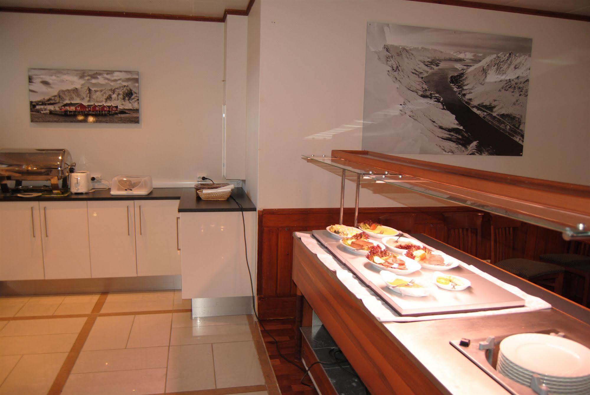 Bjerkvik Hotell Экстерьер фото